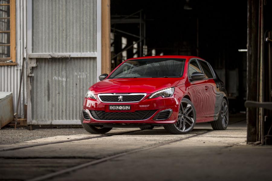  Peugeot 308 GTi 2016 года  (AU) (фото 16 из 30)